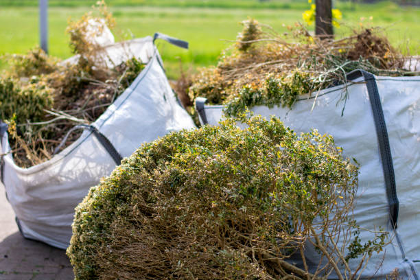Retail Junk Removal in Shorewood Tower Hills Harbert, MI
